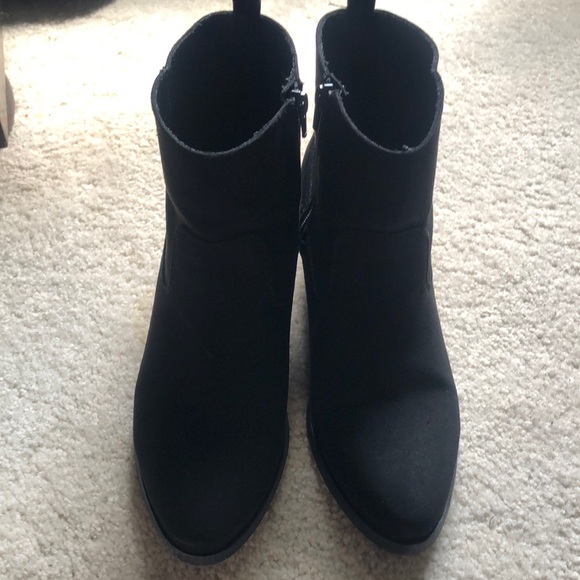 Black Suede Booties, size 10. Good condition. - Picture 1 of 7